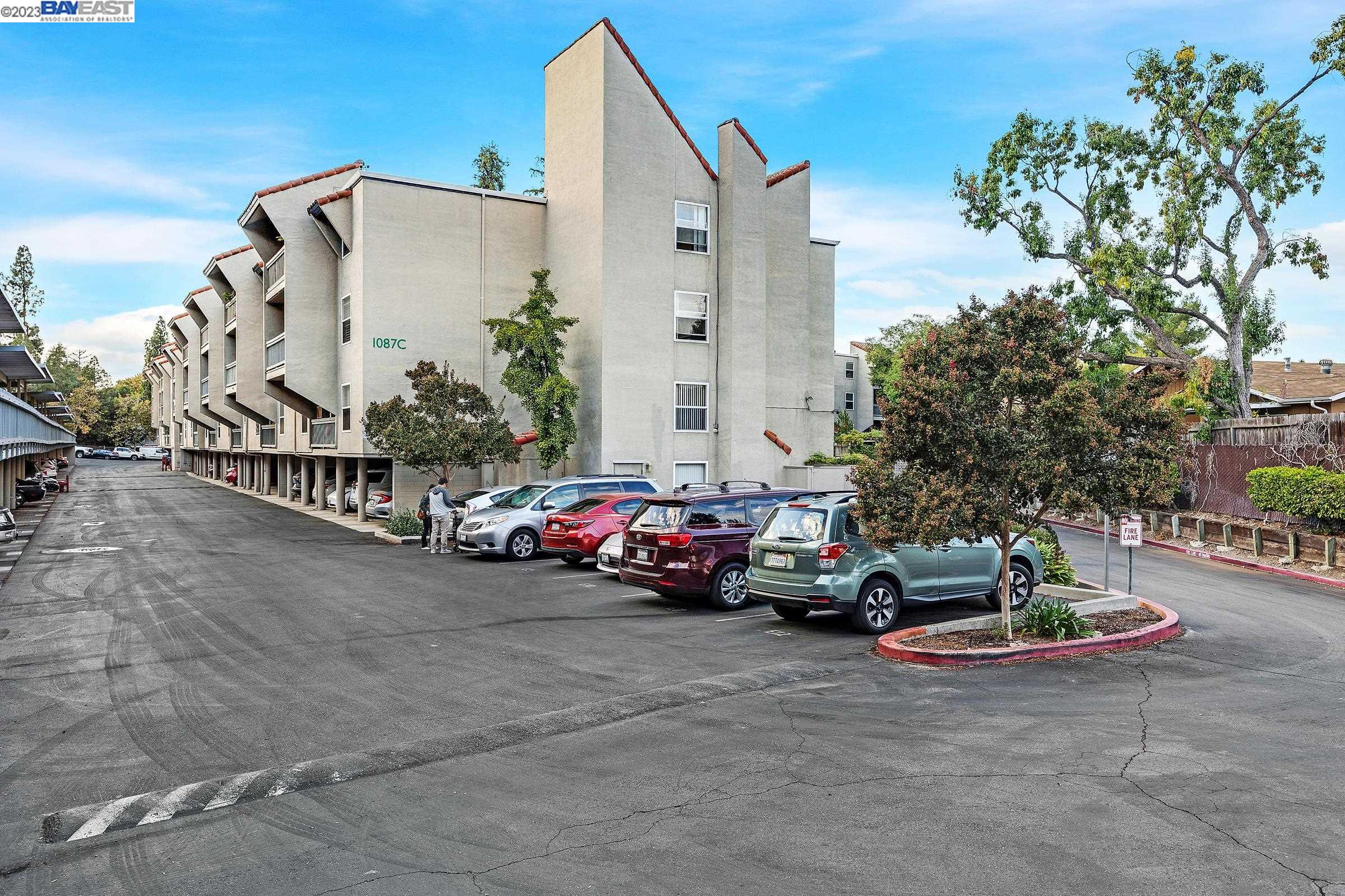 1087 Murrieta Blvd. # 331