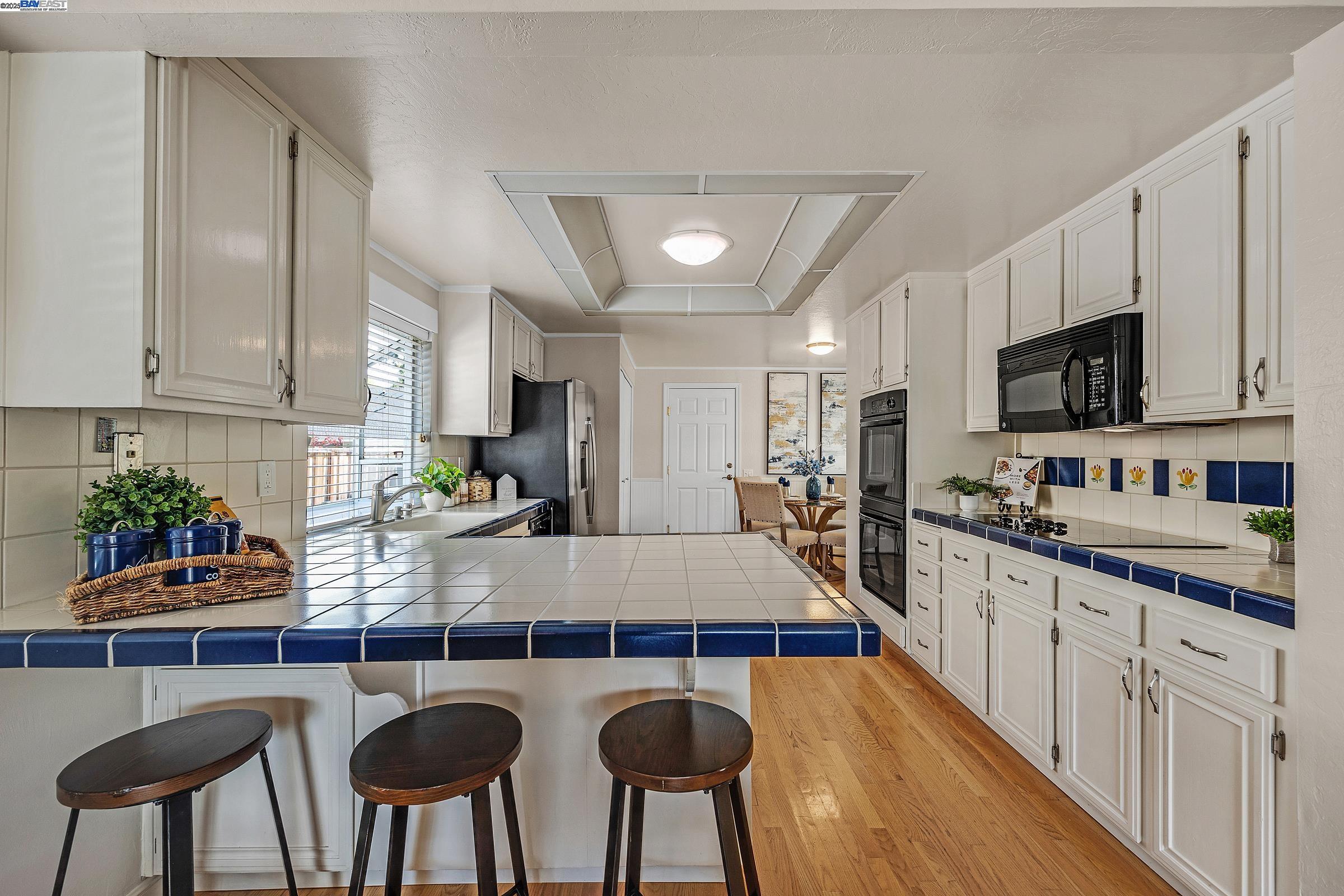 2550 Skimmer Court