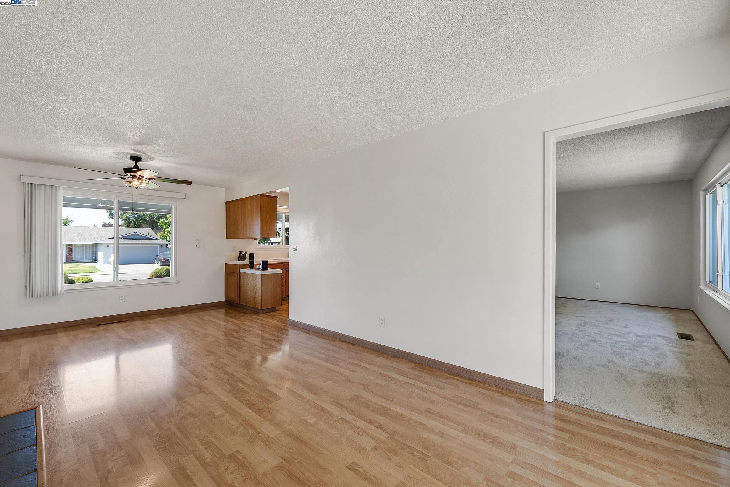 844 Wall St