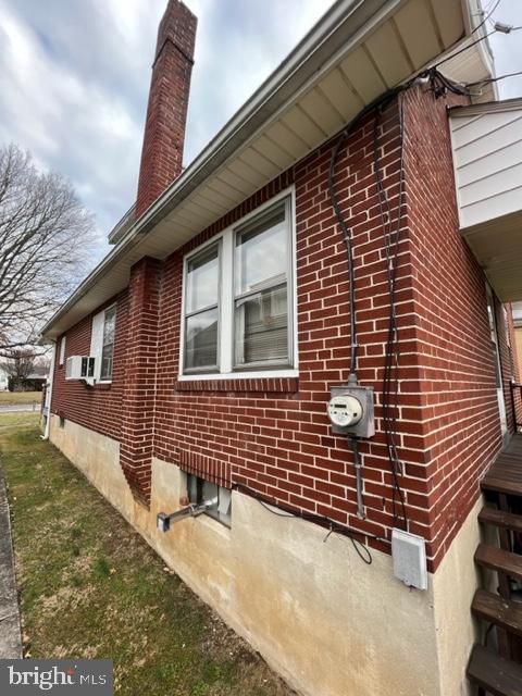 36 W Washington Av