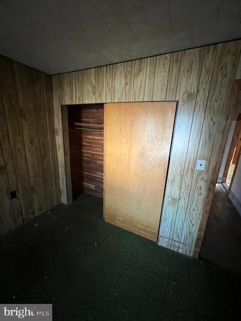 36 W Washington Av