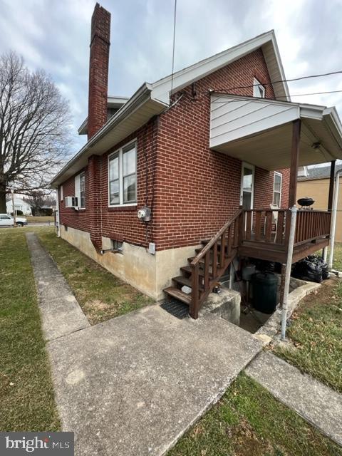36 W Washington Av