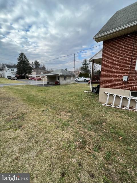 36 W Washington Av