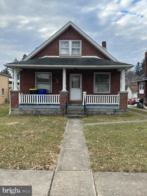 36 W Washington Av