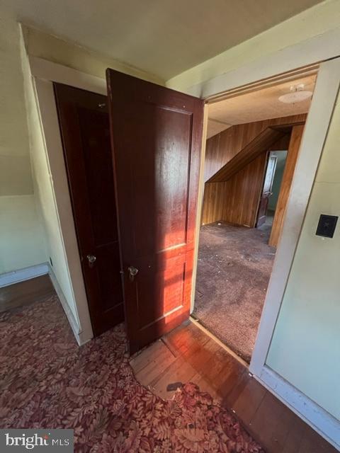 36 W Washington Av