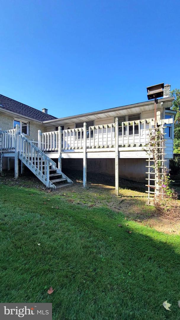 543 Woleber Rd