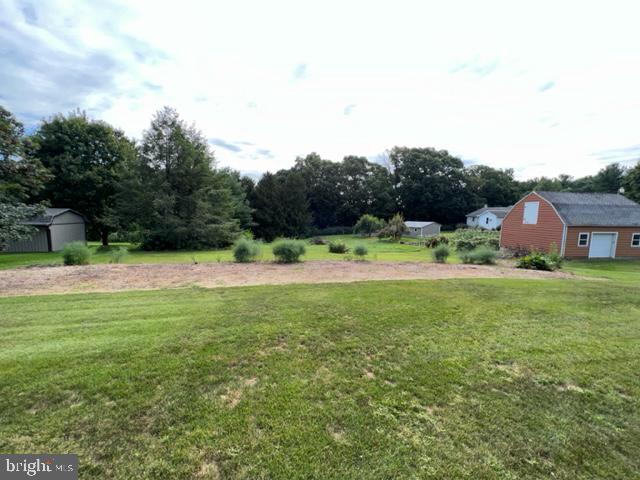 543 Woleber Rd