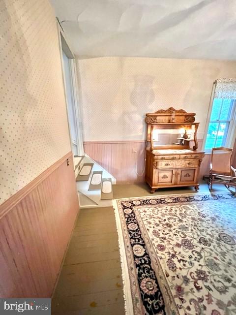 309 W High St