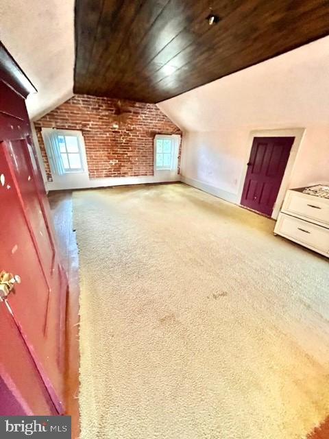309 W High St