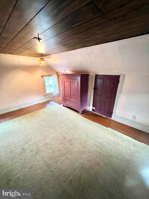 309 W High St