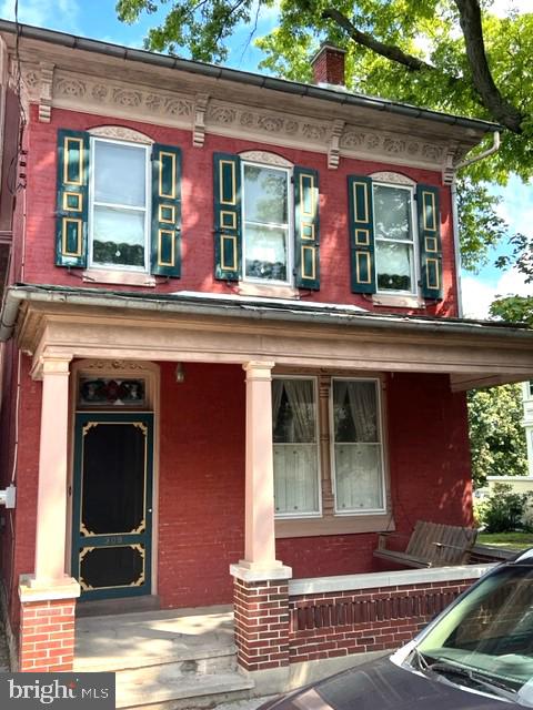 309 W High St