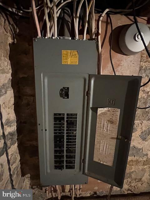 32 N 2nd St