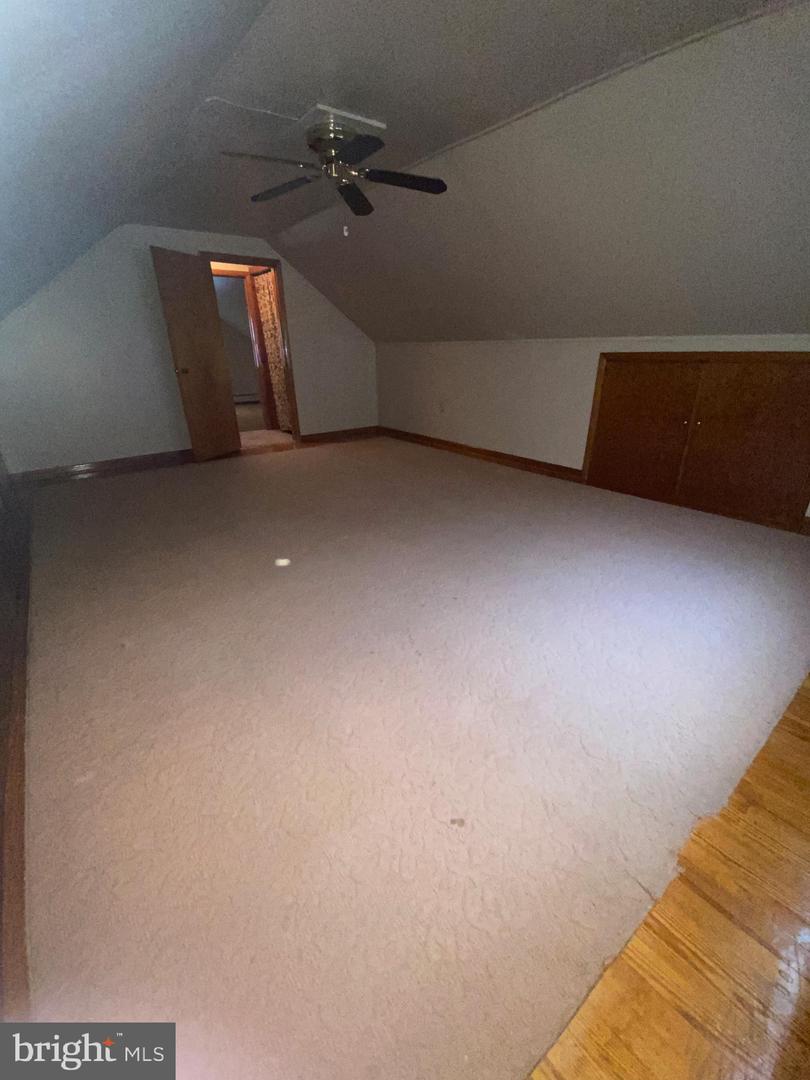 1704 E Caracas Ave