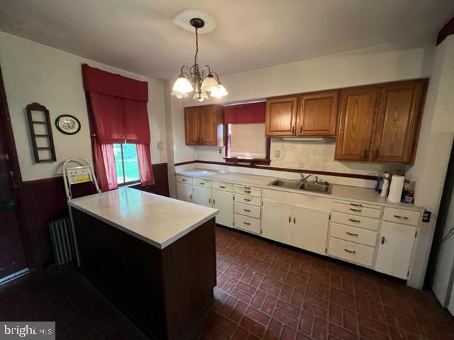 353 N Crawford Rd