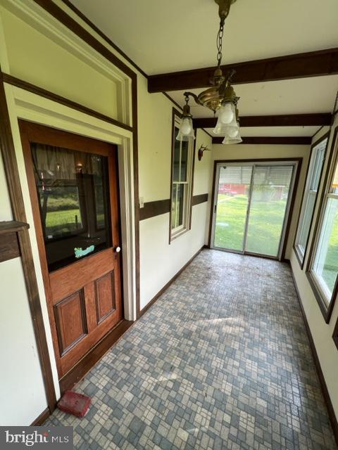 353 N Crawford Rd
