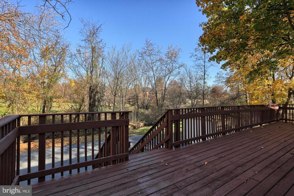 3319 Round Top Rd