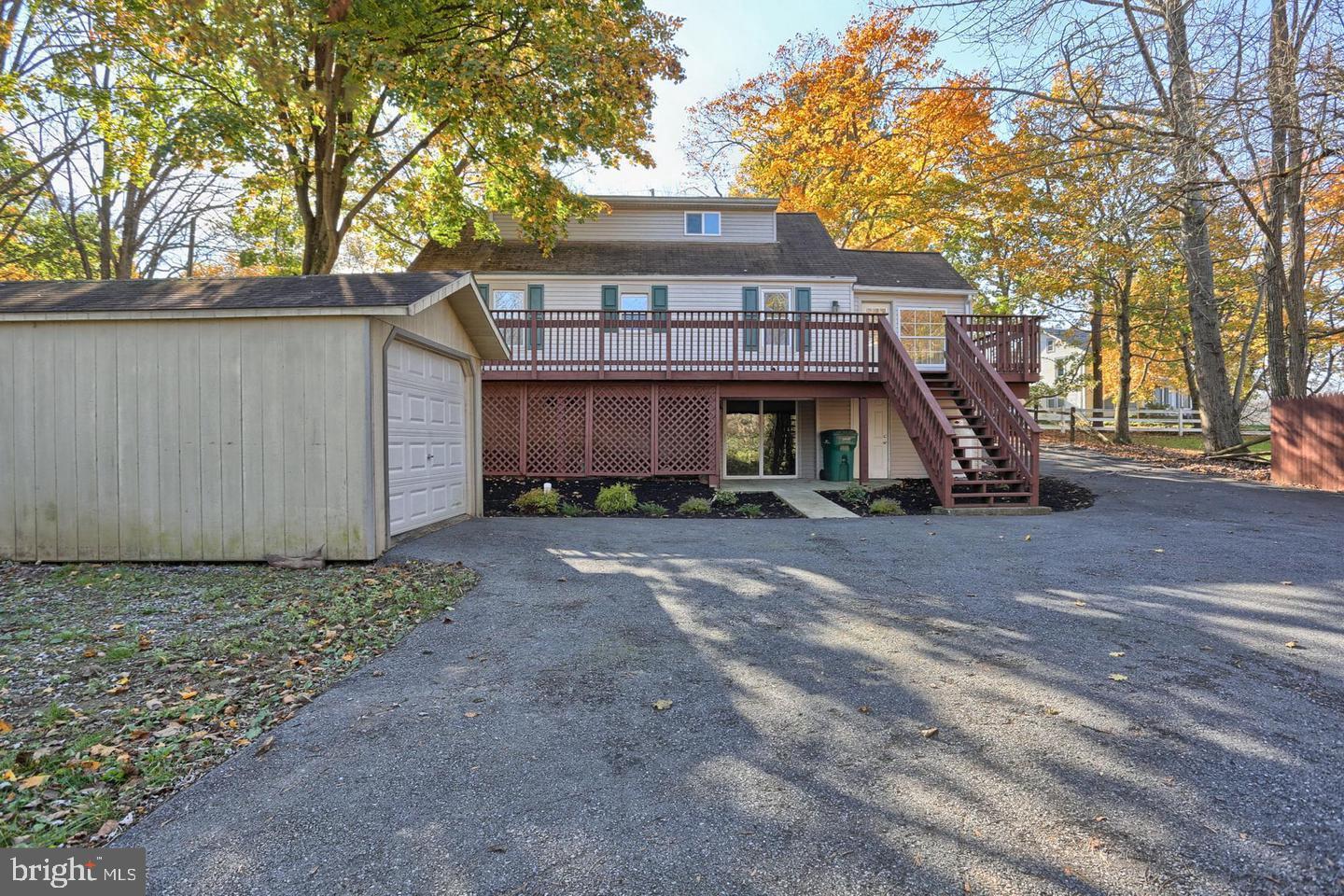3319 Round Top Rd
