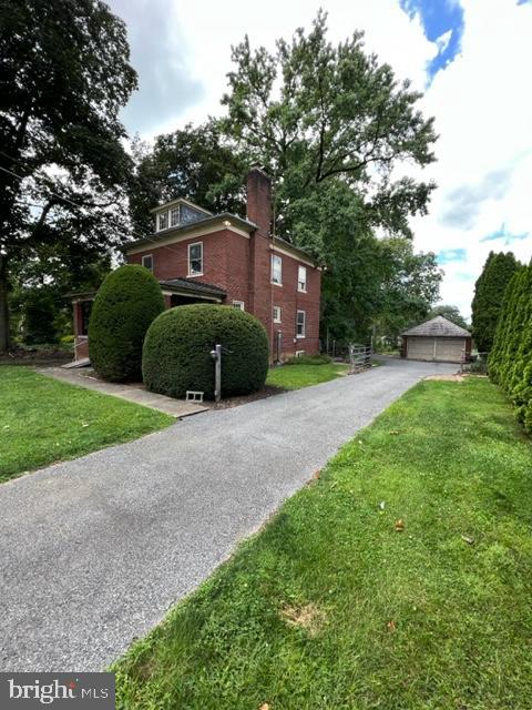 1553 New Holland Pike