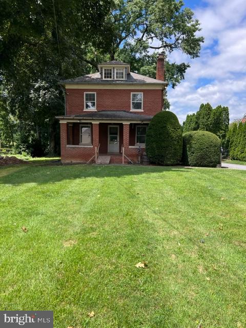 1553 New Holland Pike