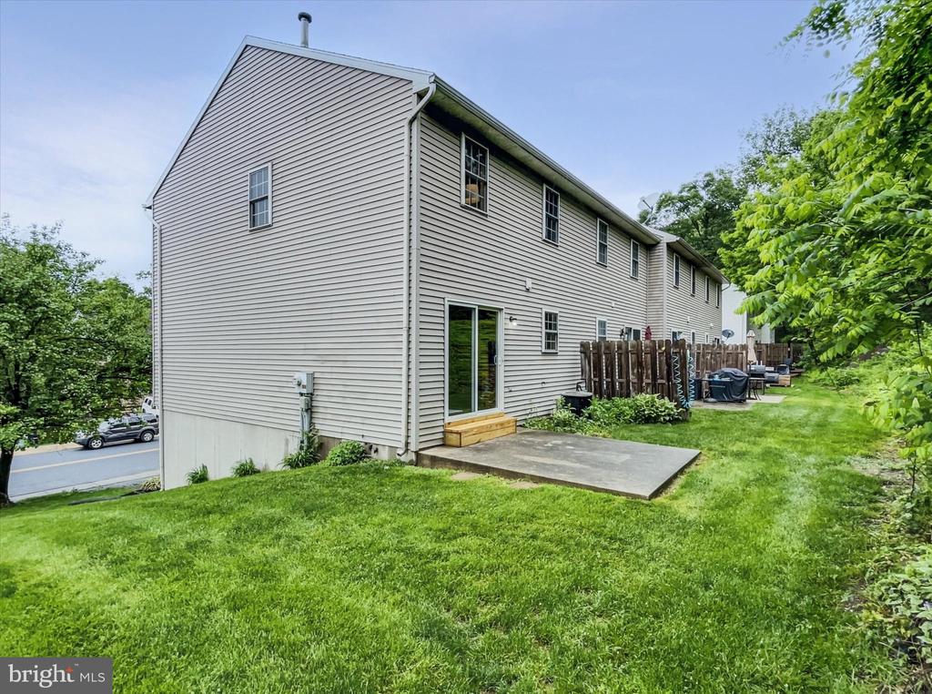 677 Rockwood Dr