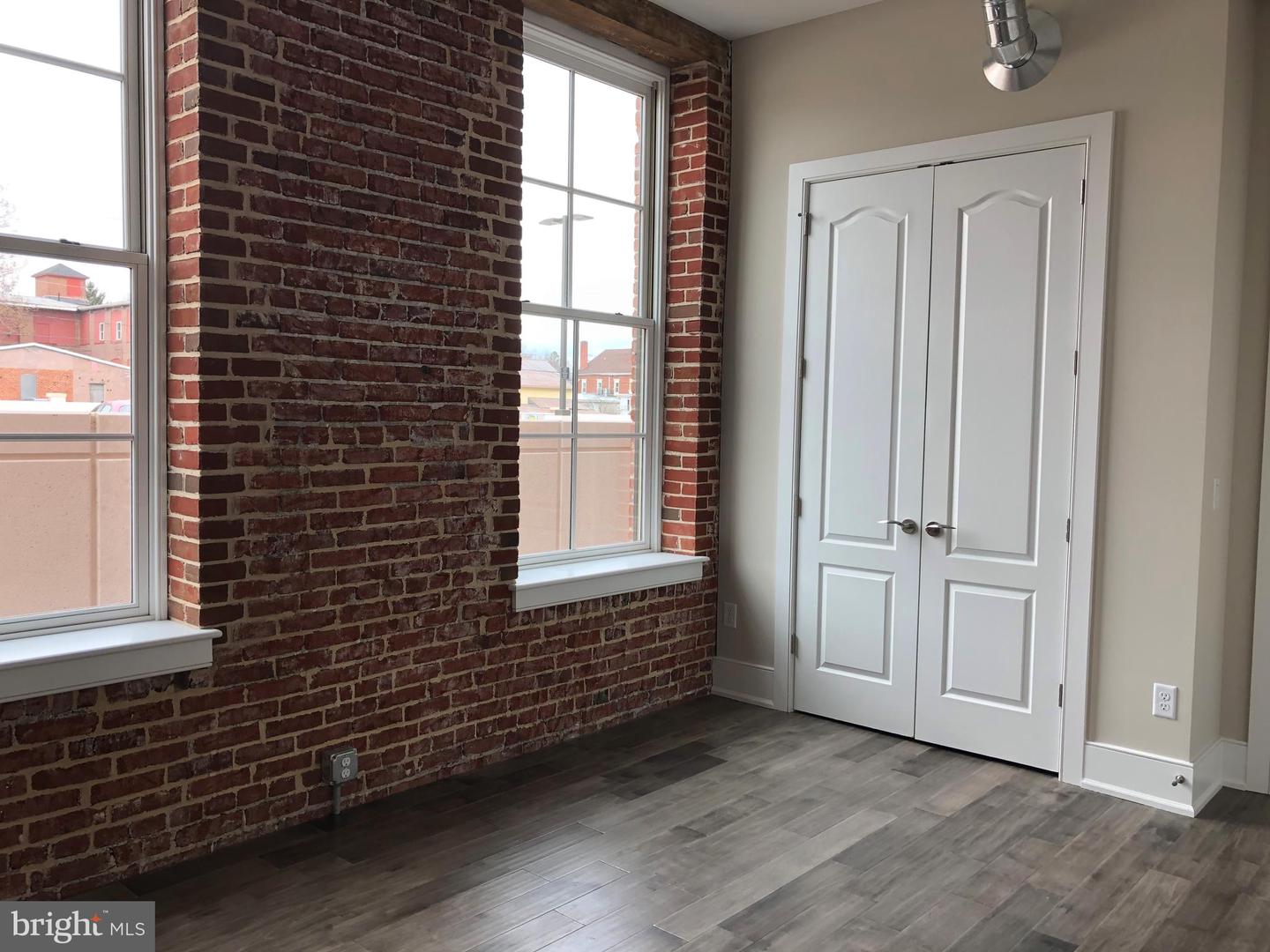 48 N BROAD ST #200