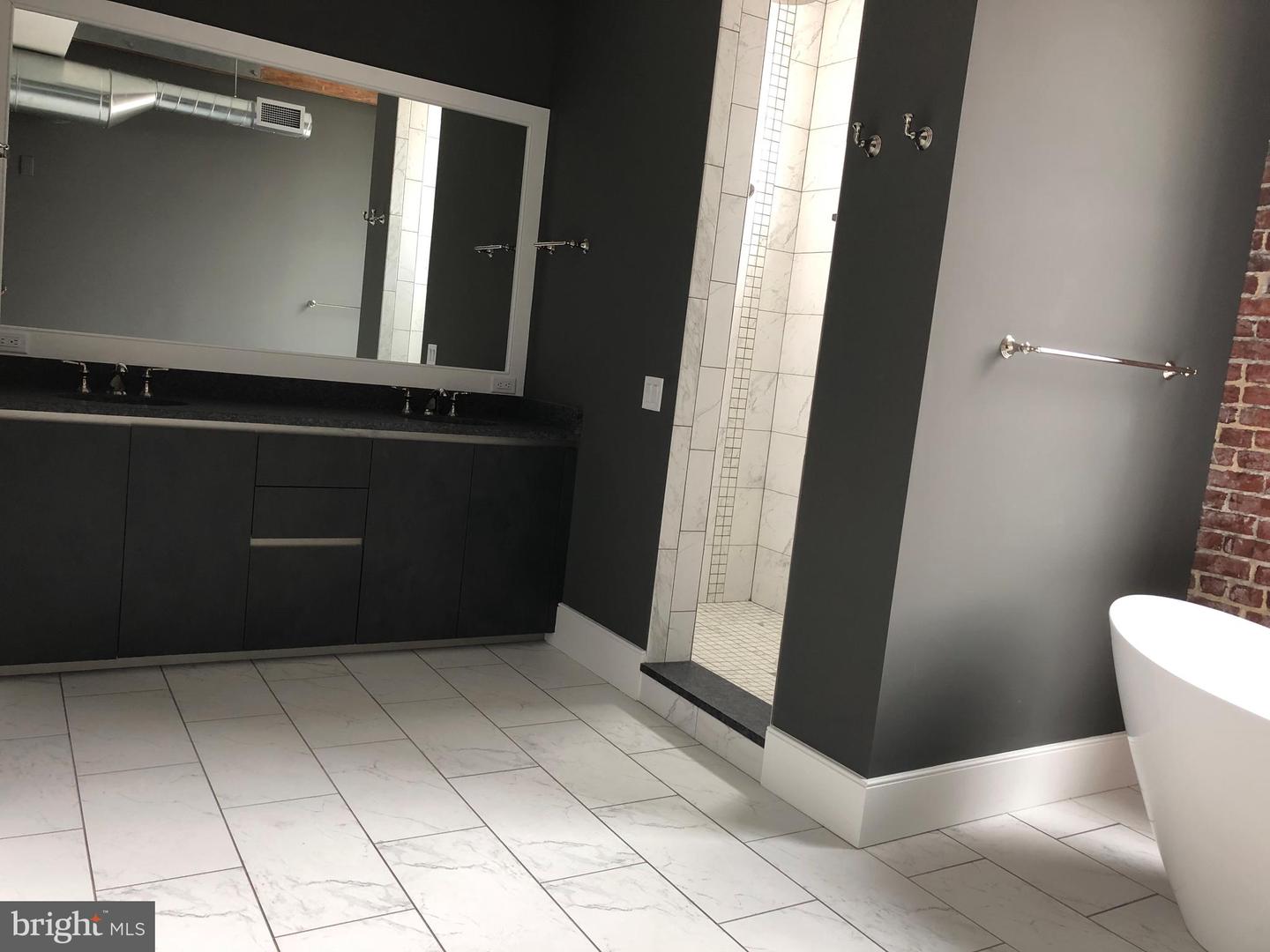 48 N BROAD ST #200