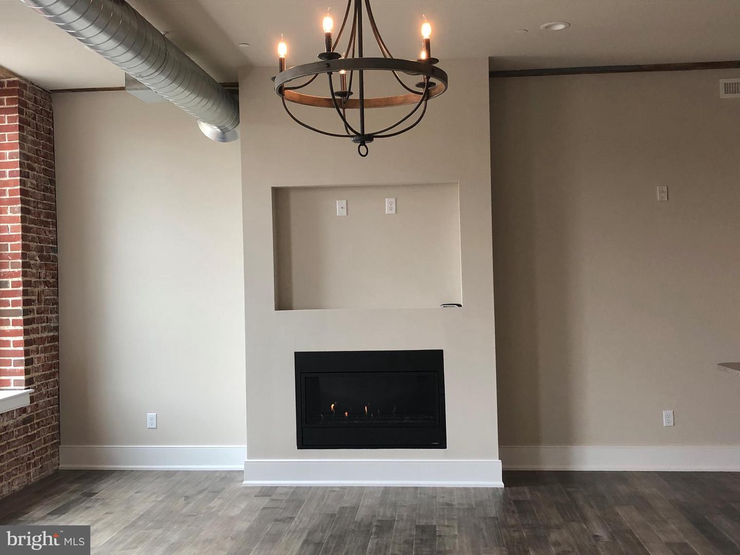 48 N BROAD ST #200