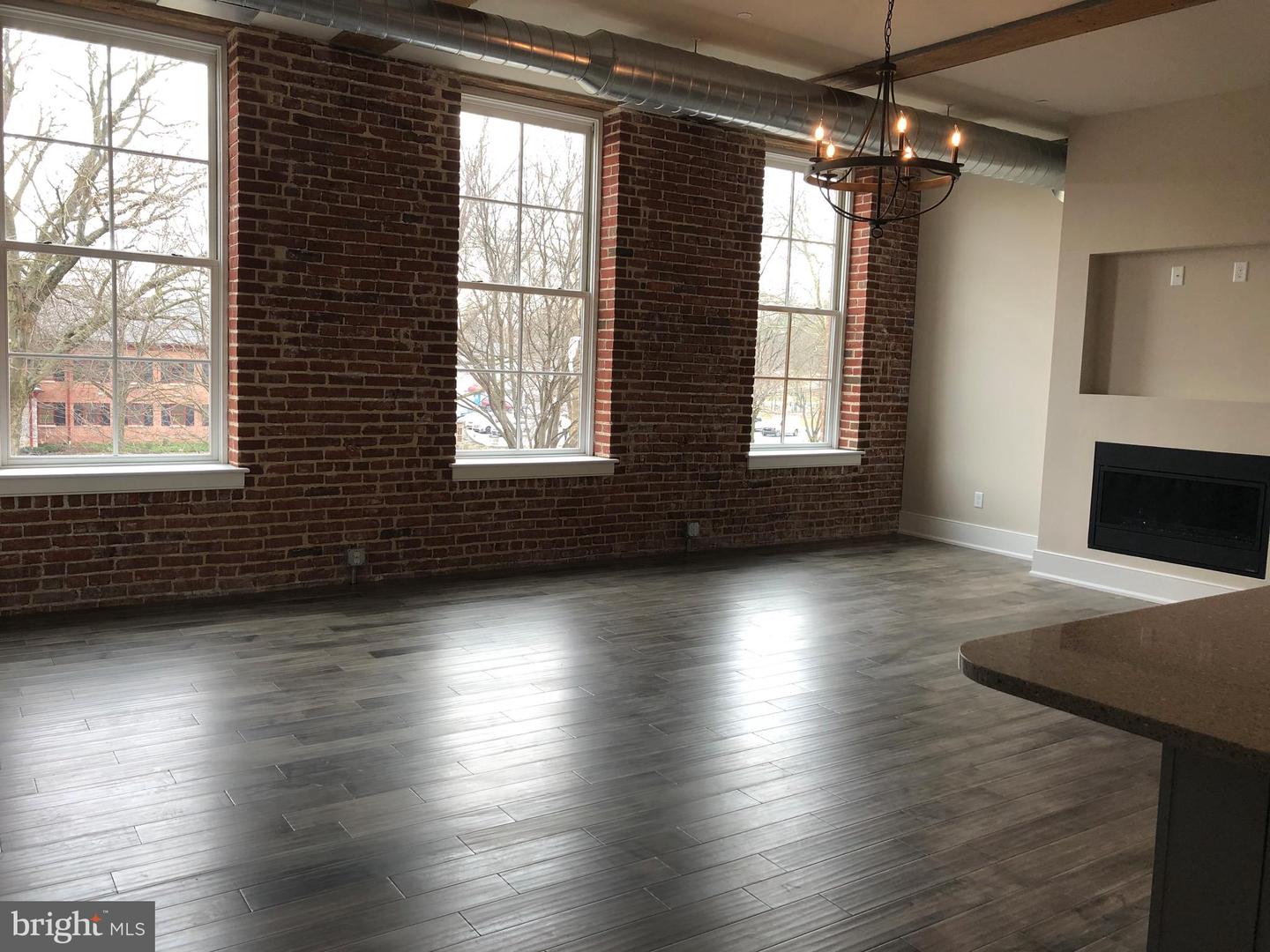 48 N BROAD ST #200