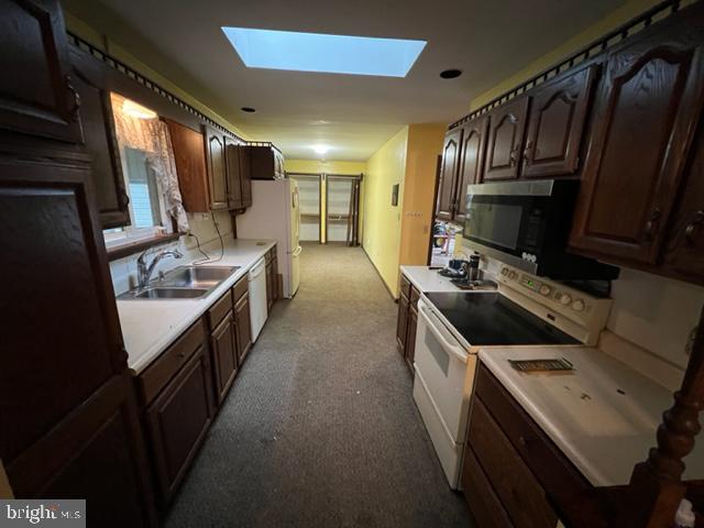 15 Diana Dr