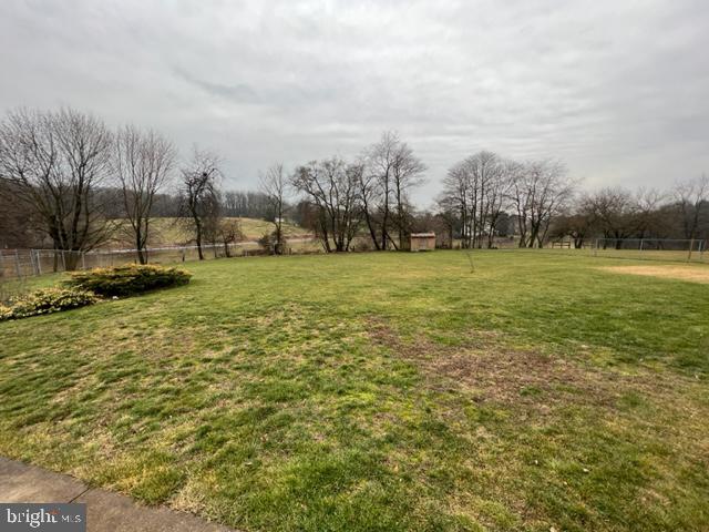 15 Diana Dr