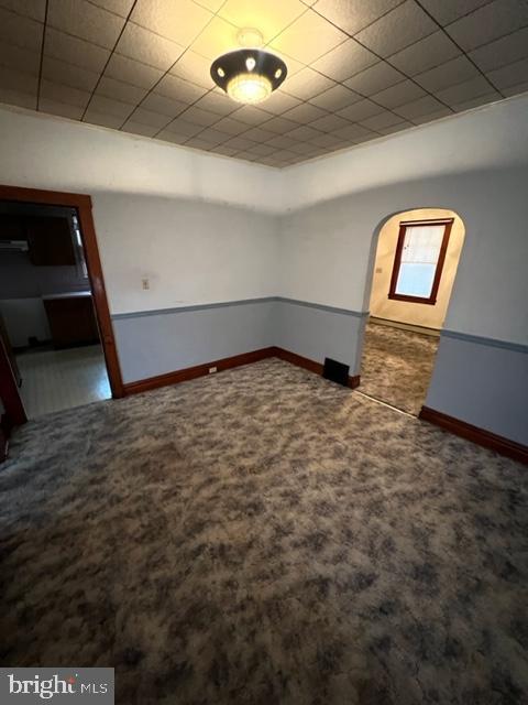 2560 Cornwall Rd