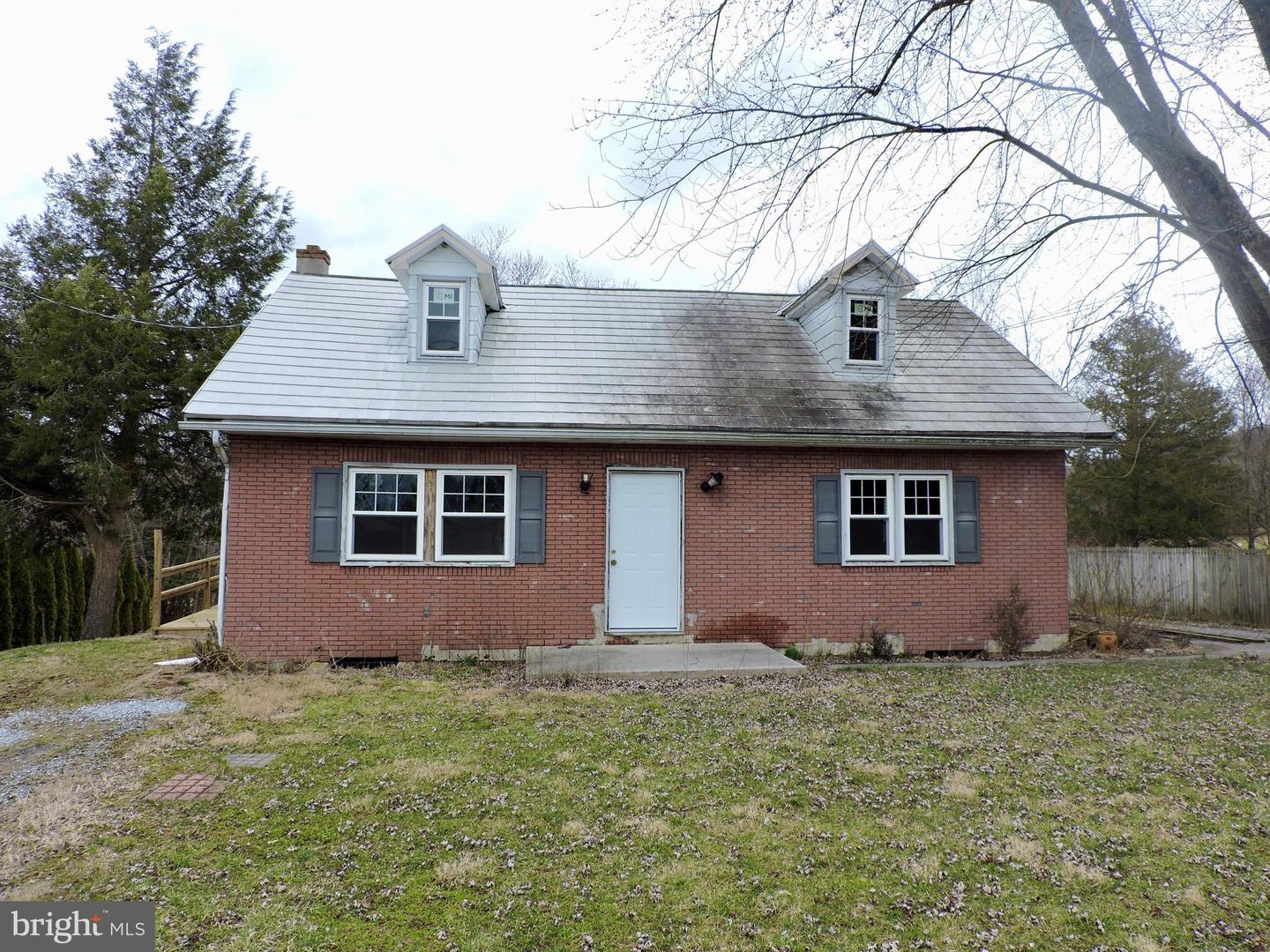 200 Little Mountain Rd