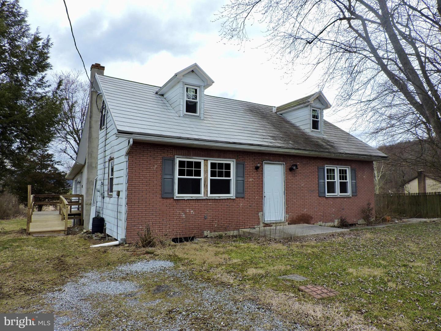 200 Little Mountain Rd