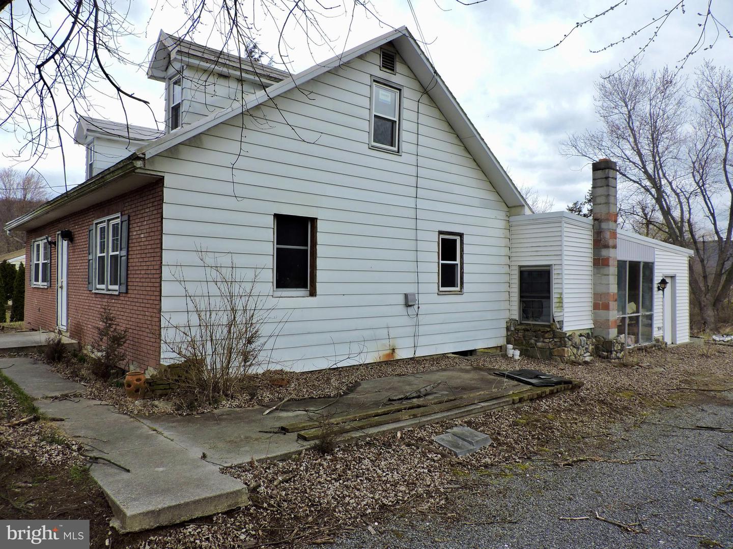 200 Little Mountain Rd
