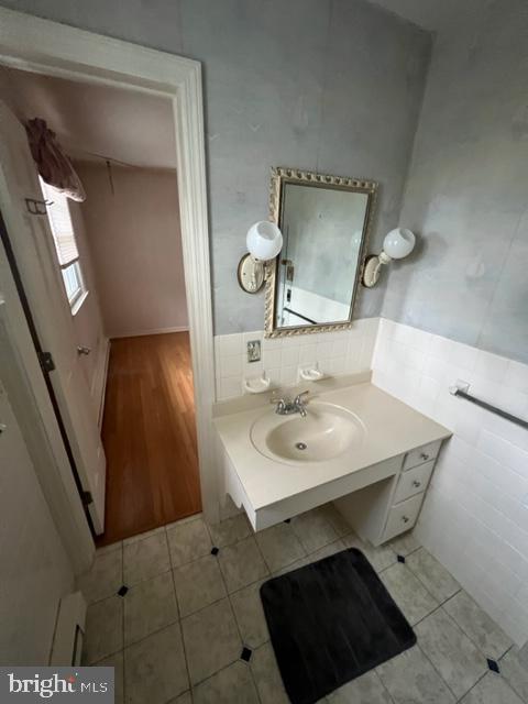 605 Plymouth Dr