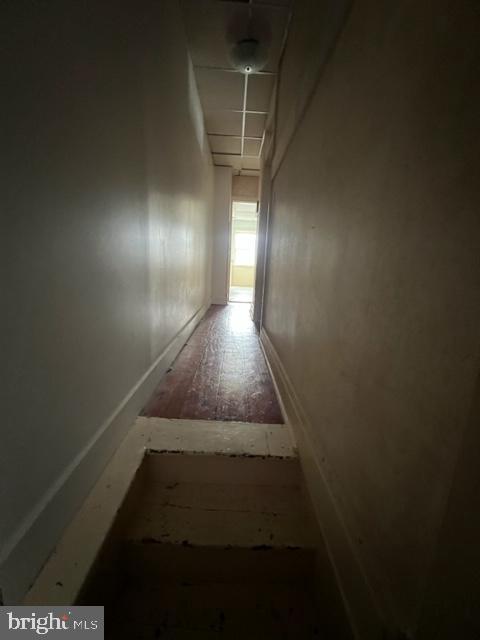 164 N 9th St