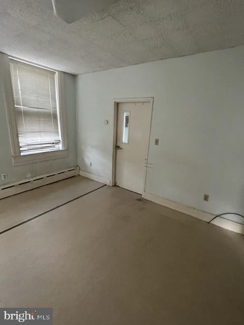 164 N 9th St