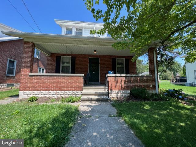 25 E Pershing Ave