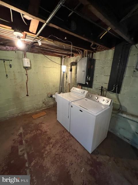 25 E Pershing Ave