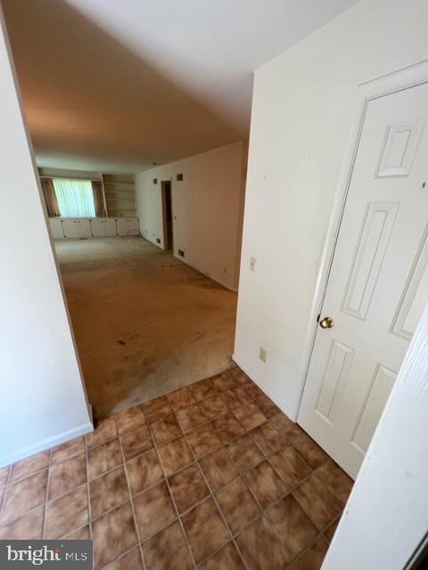 23 Woodland Est