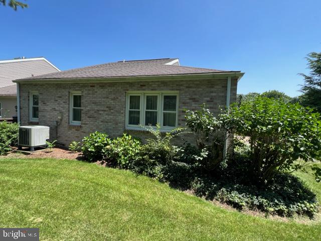 23 Woodland Est