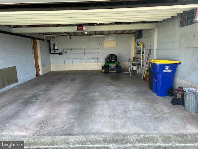 215 E Main St
