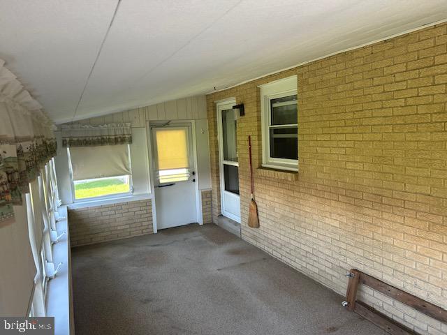 215 E Main St
