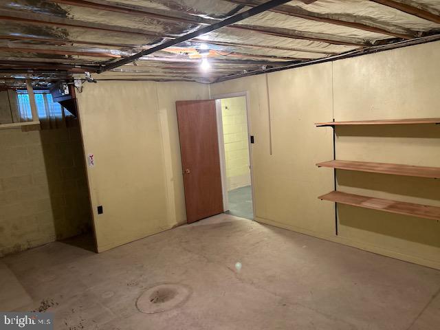 215 E Main St