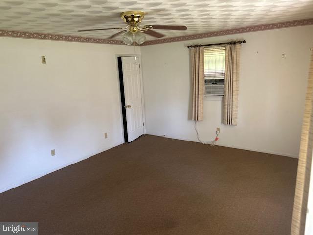 215 E Main St