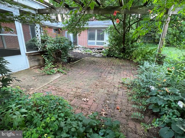 414 E Rosebud Rd