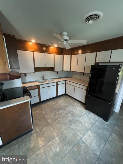 414 E Rosebud Rd