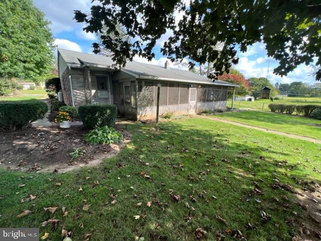 313 S Locust St