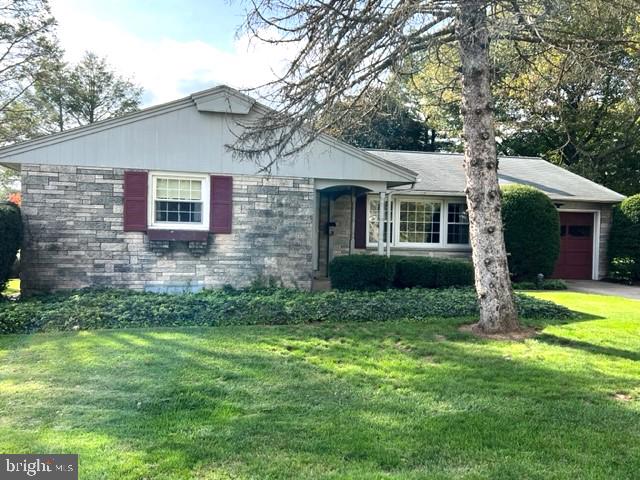 313 S Locust St