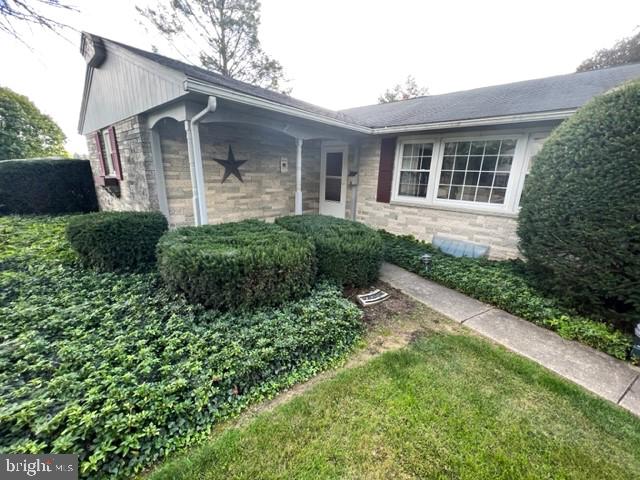 313 S Locust St
